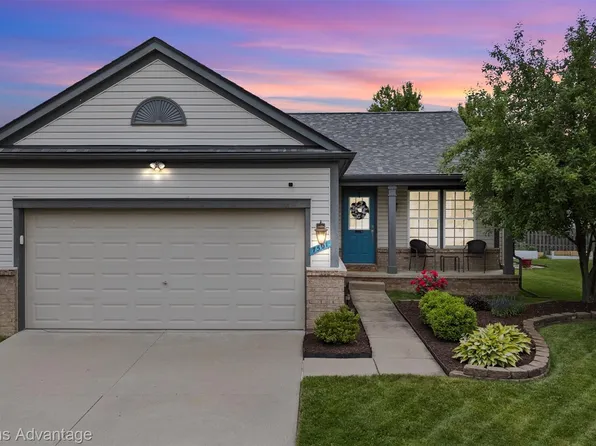 7501 Carlton Dr, Ypsilanti, MI 48197