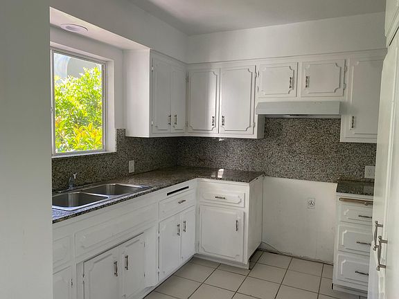 2nd image of 1270 Cordova St APT 10