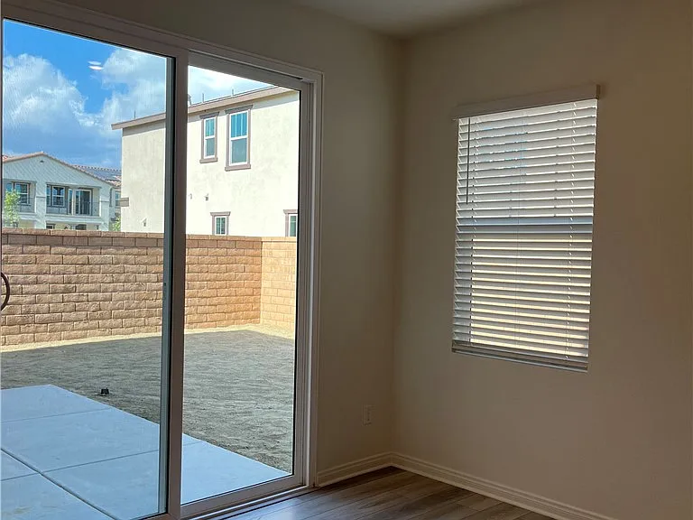 4307 S Malibu Ave — Photo 9