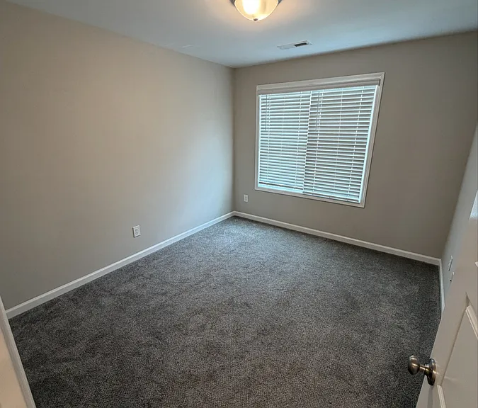 728 Putney Hill Rd — Photo 15