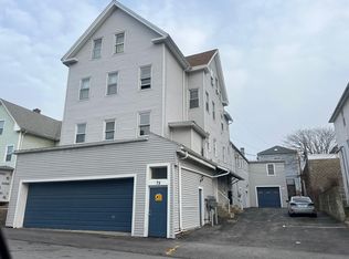 75 Ward St APT 1R, Worcester, MA 01610