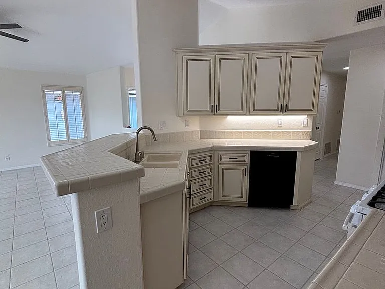 1241 Pearlbush Ct — Photo 16