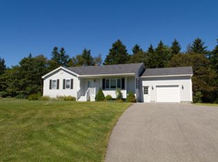 344 N Shore Dr, Owls Head, ME 04854