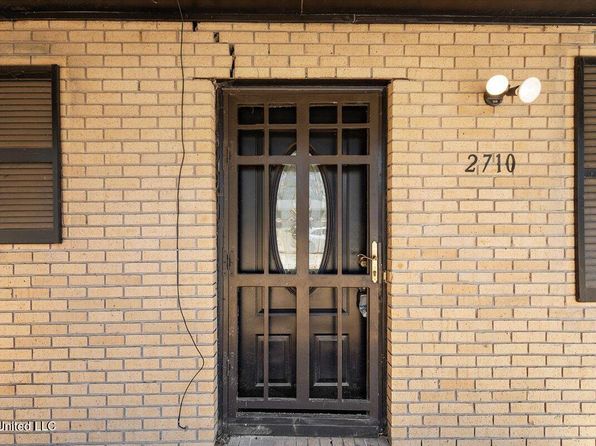2710 Charleston Dr, Jackson, MS 39212