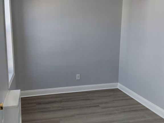 5th image of 110 School St APT 4F