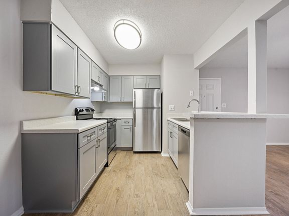 2nd image of 4515 Bonnell Dr NW #6B