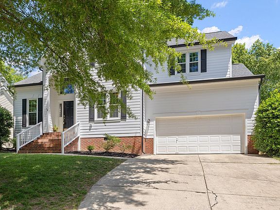 4th image of 218 Swansboro Dr