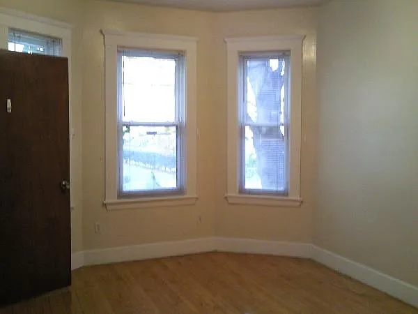 59 Linden St #3 — Photo 19