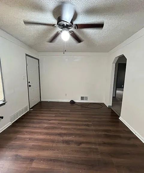 15885 Beaverland St — Photo 5