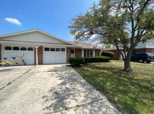 1576 Edgewood Dr, Lima, OH 45805
