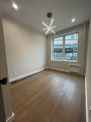 5th image of 4512 11th Ave #2