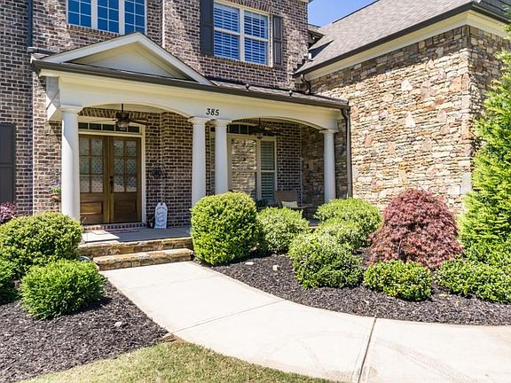 3rd image of 385 Glynnwilde Dr NW