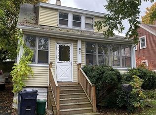 7 Chetwynd Rd #7, Cambridge, MA 02140