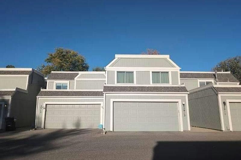 1st image of 2915 S Lansing Way