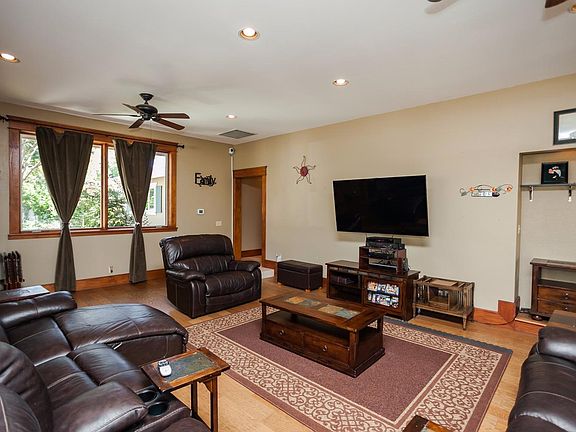 5th image of 6931 Snedigar Rd