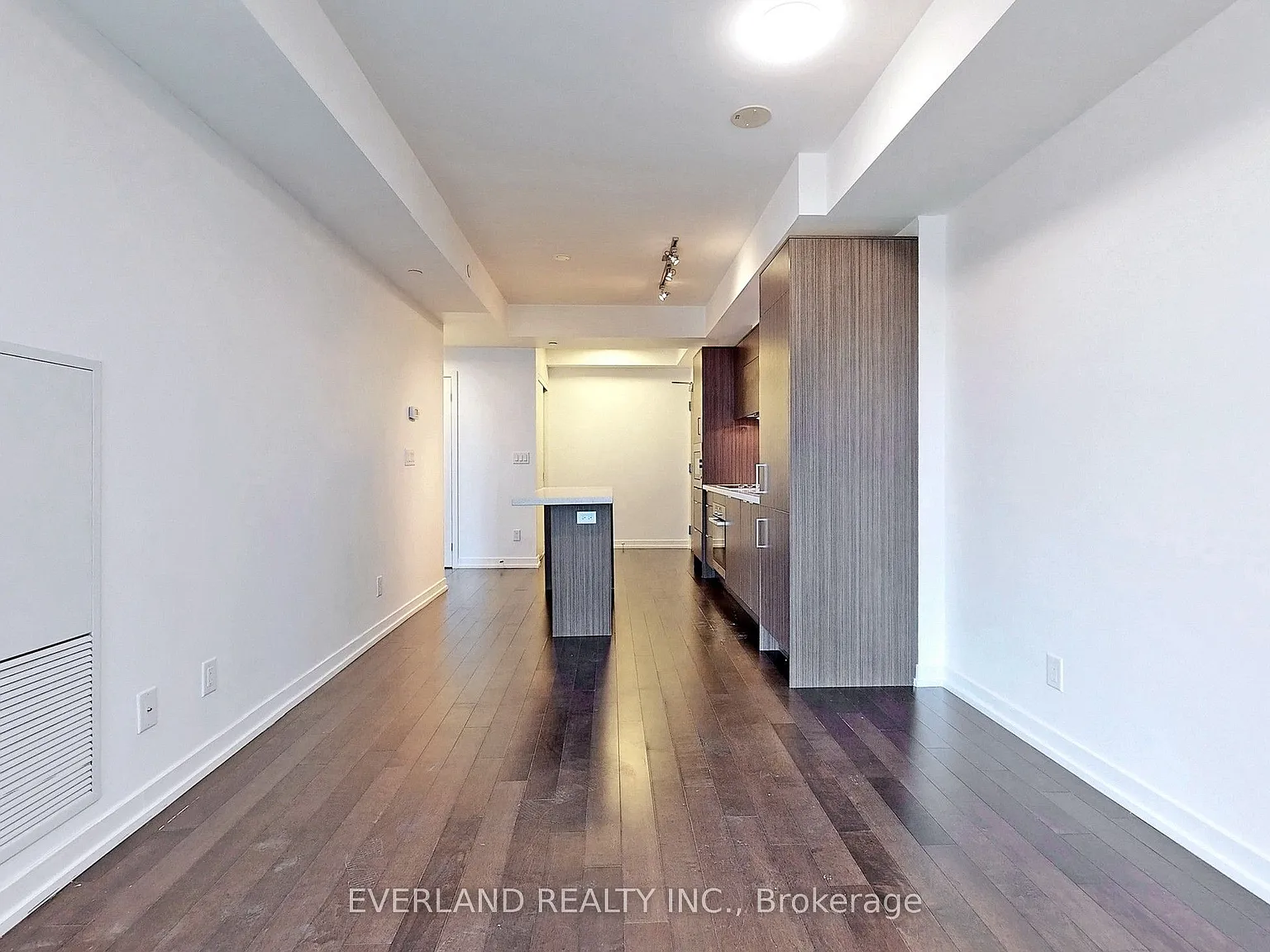 1 bed, $2,500 — Photo 3