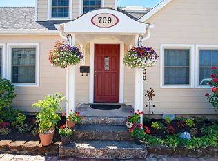 709 W Barnett Rd, Medford, OR