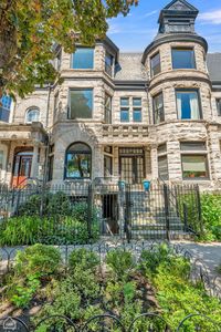 5034 S Blackstone Ave, Chicago, IL, 60615