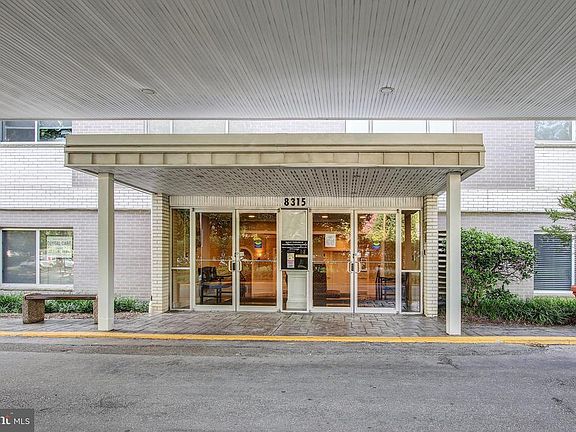 2nd image of 8315 N Brook Ln #2-1106