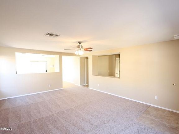 4th image of 5349 S Royal Richmond Dr