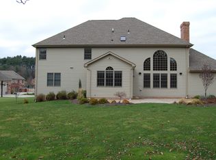 204 Emerson Pine Dr, Cranberry Township, PA