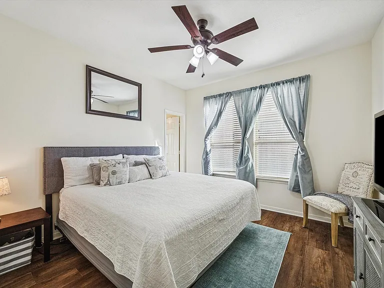 3332 Home Point Dr — Photo 6