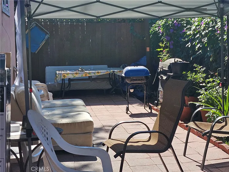 285 N Holliston Ave #1 — Photo 16