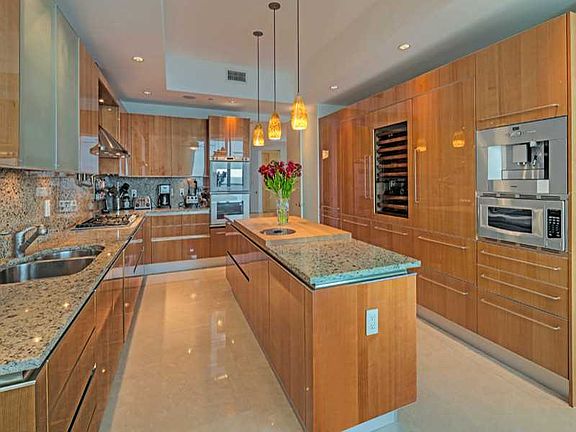 5th image of 16047 Collins Ave APT 2503