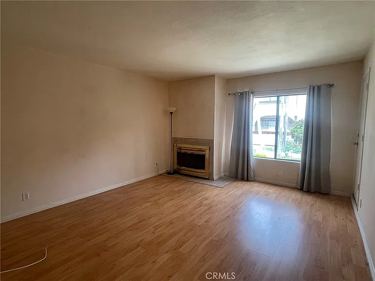 511 Pomelo Ave #C — Photo 5