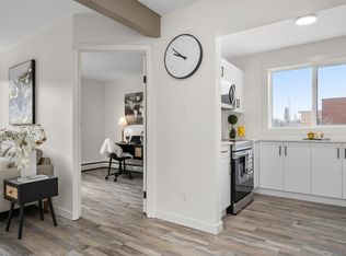 1535 12th Ave SW #2B-1BA-680SQFT, Calgary, AB T3C0R1