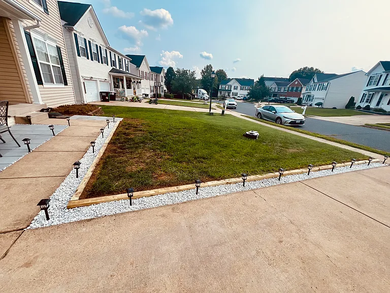 Webb Ct — Photo 17