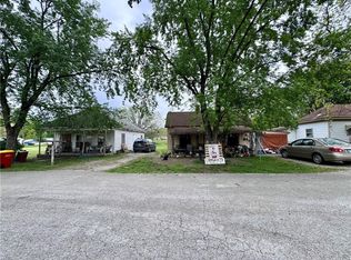 122 S Sycamore St, Mulberry, KS 66756