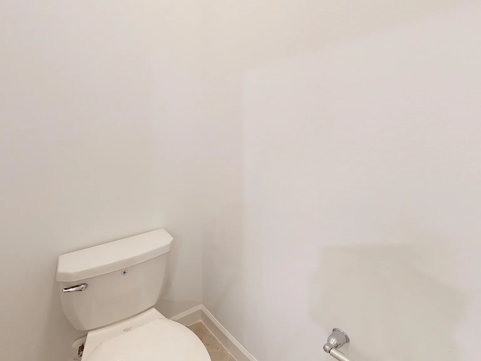 4 bed, 2032 sqft, $2,475 — Photo 4