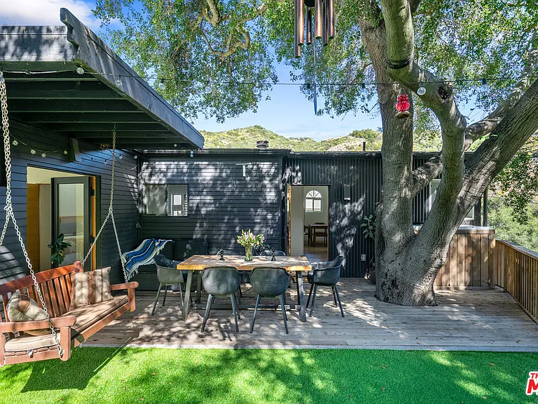20402 Paradise Ln — Photo 14