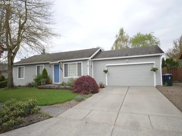 291 S Linden St, Cornelius, OR 97113