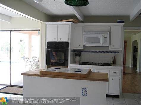 5th image of 2541 NW 115th Dr