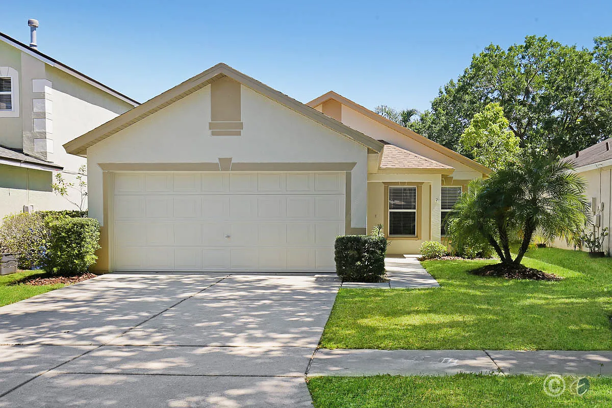 5726 Tanagerlake Rd | FishHawk Ranch — Photo 1