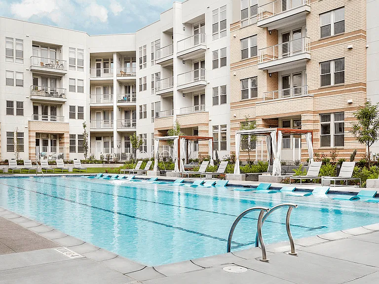 7575 Town Center — Photo 49