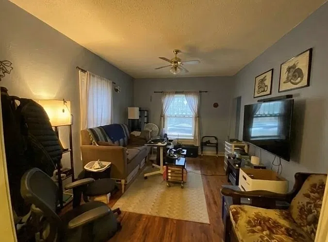 2 bed, 765 sqft, $1,600 — Photo 2