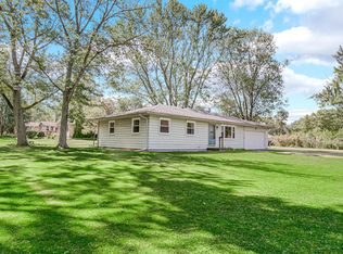 85 E Ballard Dr, Porter, IN 46304