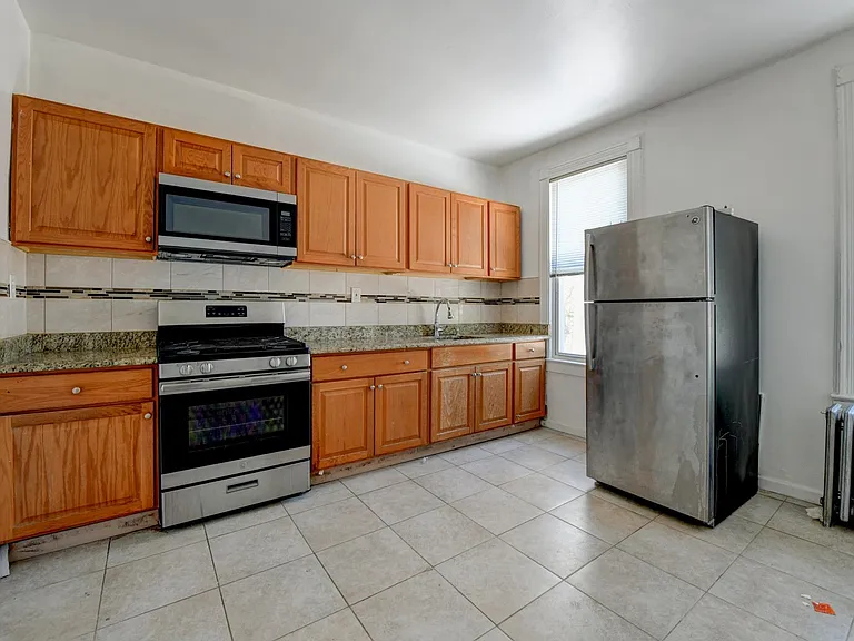 477 Liberty Ave #2 — Photo 7
