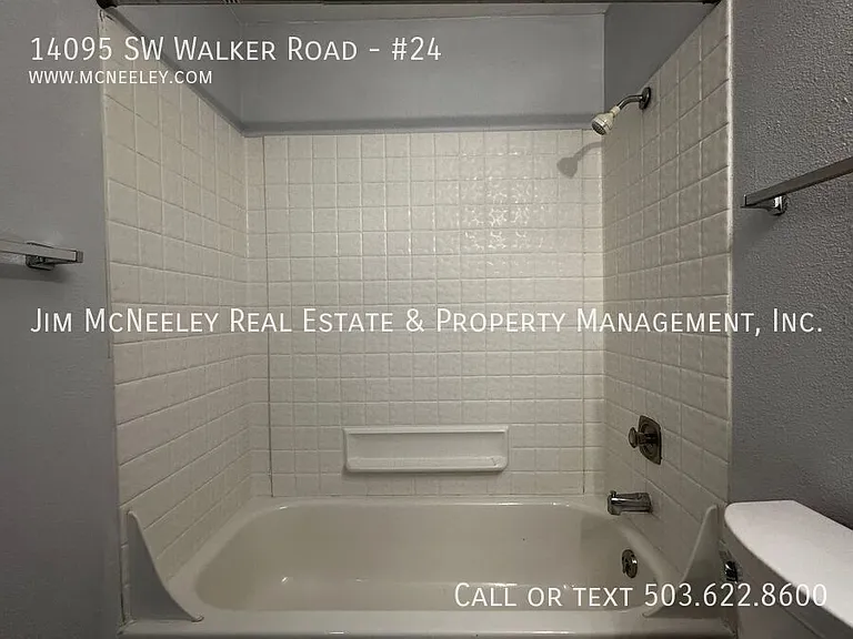 14095 SW Walker Rd #24 — Photo 12