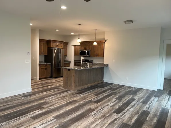 302 Snake River Dr Unit 2, Alpine, WY 83128