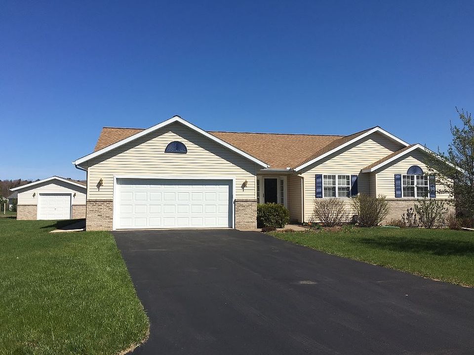 1st image of 9860 Sandhill Dr