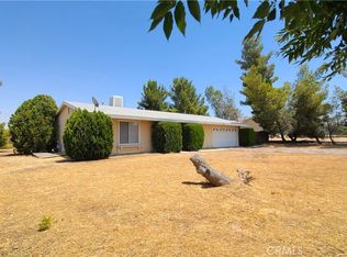 10689 Portland Ave, Hesperia, CA 92345