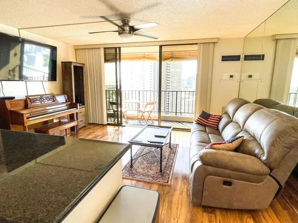 411 Hobron Ln, Honolulu, HI