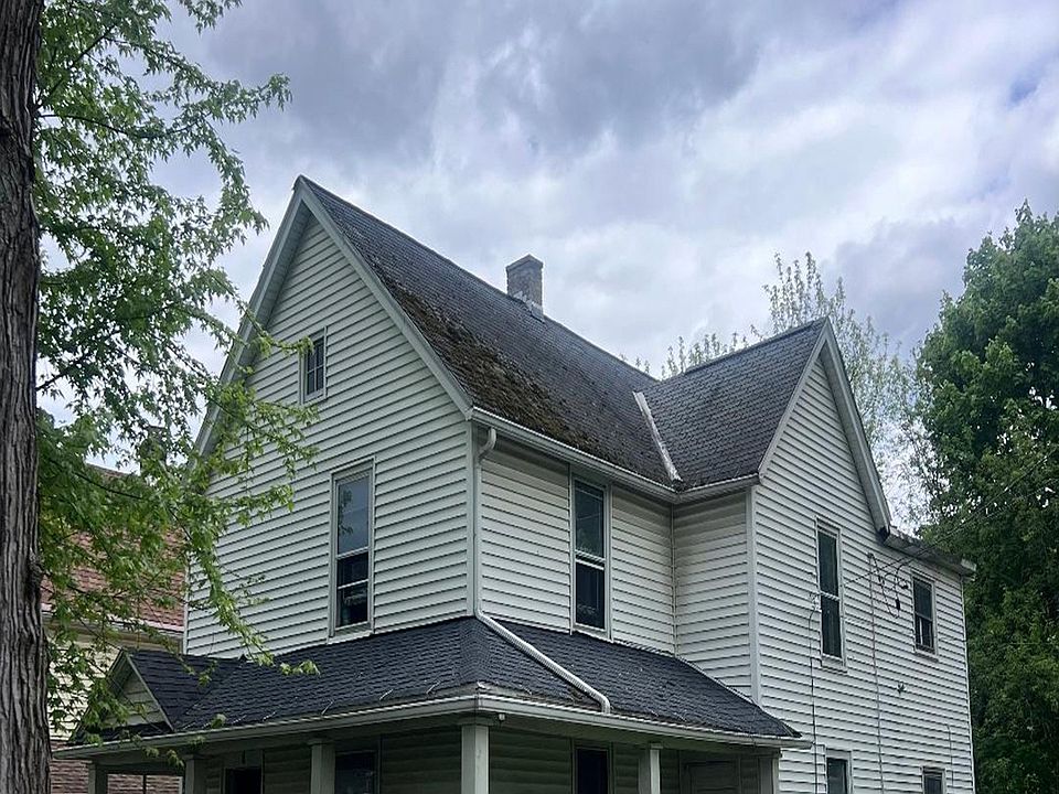 1st image of 1 Bennett Ave