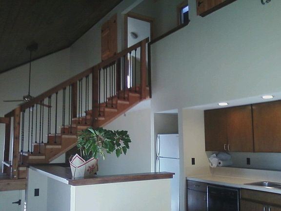 Kitchen, dining area
