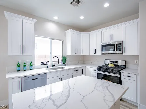 1020 Malibu Sands Ave, North Las Vegas, NV 89086