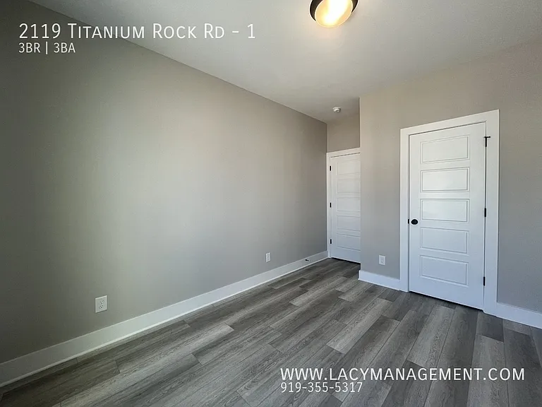 2119 Titanium Rock Rd #1 — Photo 21
